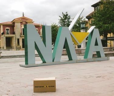 letras nava y caja mercarennava