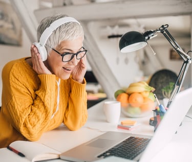 Lady being coached by A-cord