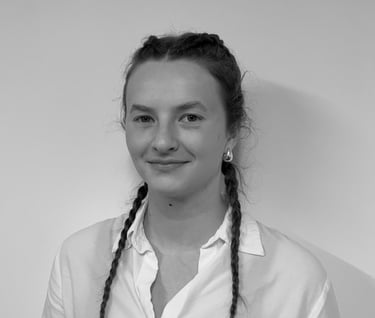 black and white headshot Helena Beadle 