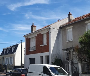 Surelevation of a house with zinc