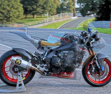 Yamaha R9 design view