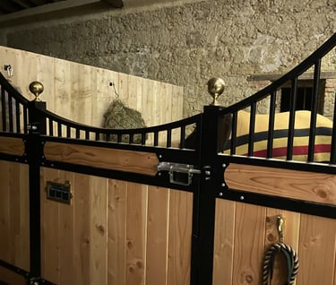 Notre écurie avec un de ses box