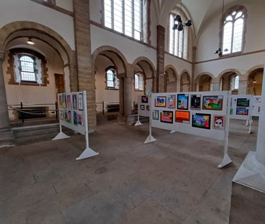 Large event showing paintings by children affected by war
