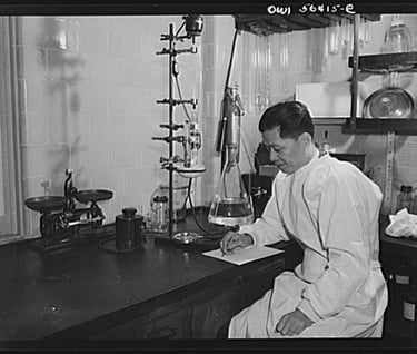 Bethesda, Maryland. Dr. C.K. Liang, un expert chimiste