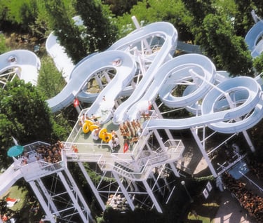 Kamikaze acquafanriccione, scivoli parco acquatico