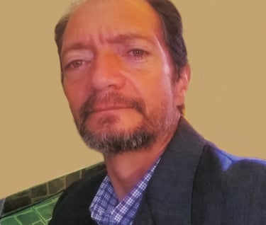 Foto: Arturo A. Martearena. Escritor 