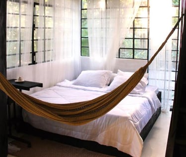 Cama de casal no piso térreo - Refúgio do Sagrado, Moreré