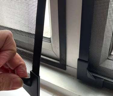 showcasing how the mosquito net is taken off