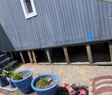 house with open crawl space