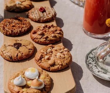 Plusieurs cookies sur une table