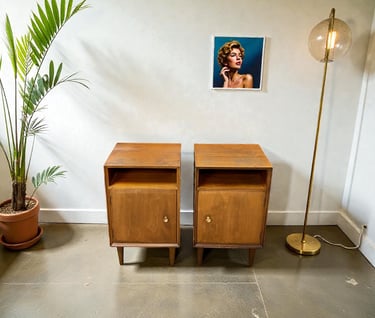 Pair of Meredew Mid-Century Modern teak bedside tables, vintage 1960s–70s MCM nightstands with storage drawers, stylish retro