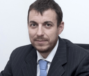 Arnaud Bouderdara, juriste de Foucault Avocats, cabinet avocats affaires Paris 17