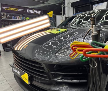 Reparación de abolladuras y granizo