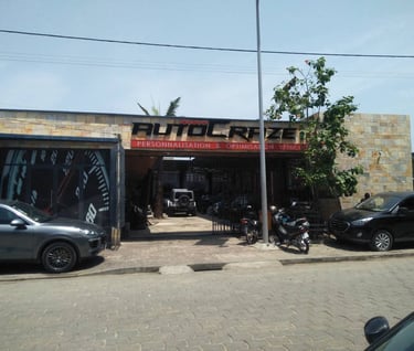 façade du garage automobile autocraze 229