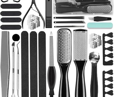 a variety of tools for a professional hairdrewhich