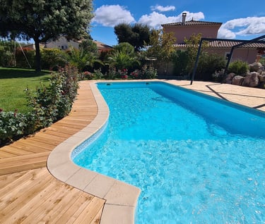 Terrasse bois à Uzès
