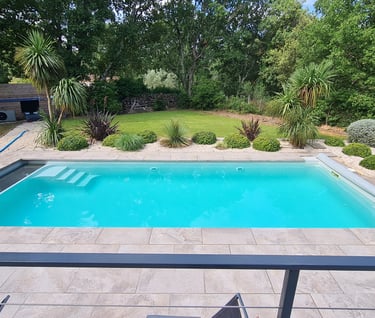 Entretien de piscine à Uzès