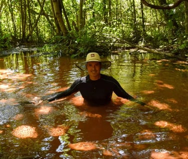 Fervedouro, fazenda rio vermelho,  ecoturismo Mambaí , turismo aventura , Lagoa do Léo
