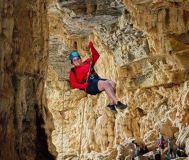 Visitemambai.com.br - Caverna Lapa das Dores
