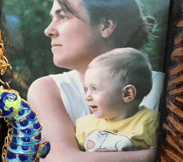 Zoe Elizabeth Falk with her Mother Shannon Falk