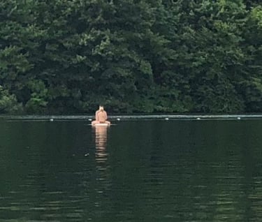 Lone Kayaker at Nelson's Ledge