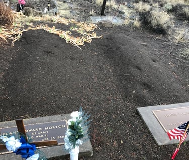 Couple of Graves in Sisters Oregon