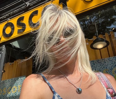 Shannon Falk in front of Moscot 