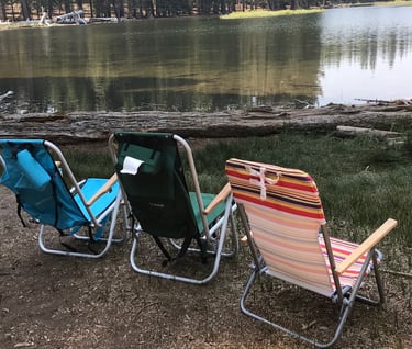 Three Chairs set up by Manzanita lake is a Willitts Set up