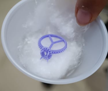 Vista Superior Impresión 3D en Cera de Anillo de Compromiso Halo