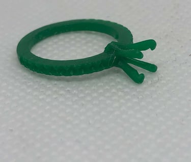 Vista Lateral Impresión 3D Anillo de Compromiso con Laterales