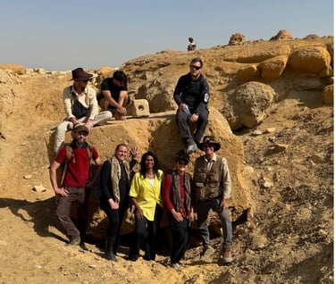 The large and small block at Ameny Qemau