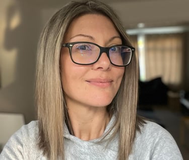 Petya Spencer, Yogessa founder: Certified yoga teacher and marketing expert providing retreat support.