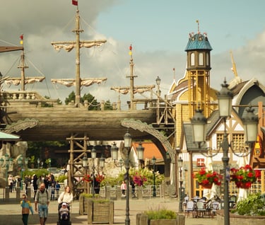 Decorative themed facade by Artisan Aleks Company