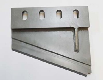 Feed plate (mouth wear plate) for Chipper