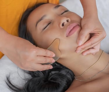 Facial Treatment with Gua Sha