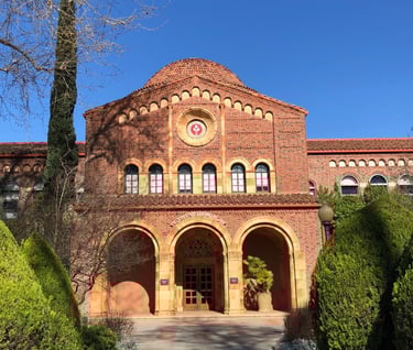 Kendall Hall on the Chico State University campus
