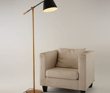 0580 Minimalist black lampshade floor lamp