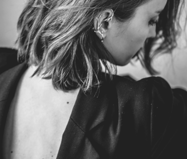 MULHER SOFISTICADA E ELEGANTE