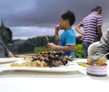 Piment de table malagasy, sakay Fody Lahy Mena, composé de baie rose de Madagascar et du pili pili 