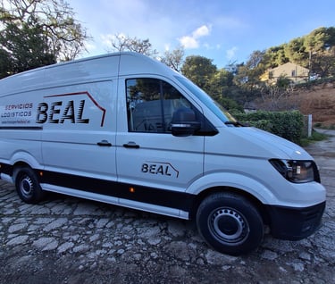 Furgoneta Crafter de BEAL Servicios Logísticos
