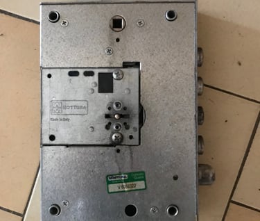 boitier de serrure mottura de porte blindée