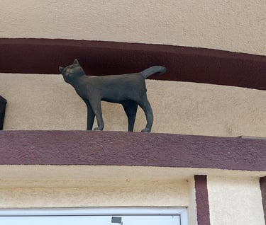 Cat statue at Sportivnaya 4A