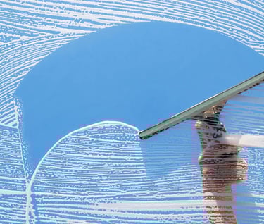 Window cleaning in Toronto