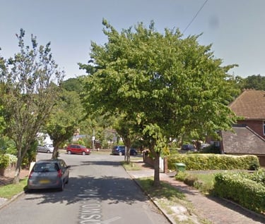 Ravenswood Avenue, Tunbridge Wells, Kent TN2 2SG, TN2 3SJ & TN2 3SQ
