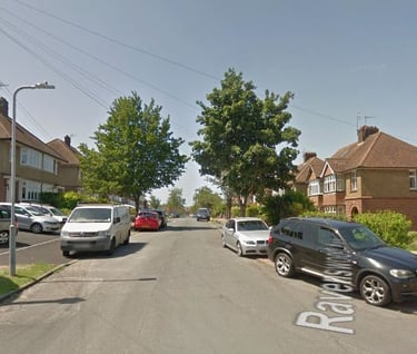 Ravenswood Avenue, Tunbridge Wells, Kent TN2 2SG, TN2 3SJ & TN2 3SQ