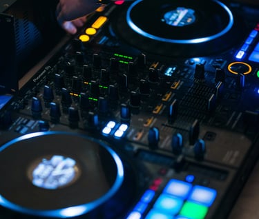DJ Thibault animation musicale évènements mariage anniversaire professionnel 1