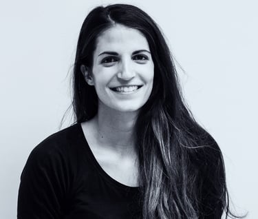 a woman with long hair and a black shirt, rstour, influencer scout,