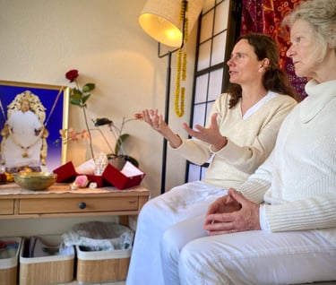 Satsang in IVS centrum Bhagavan in Malden