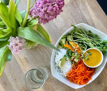 Naked Roll Sald: vermicelli noodles, carrots, avocado, peanuts, pea shoots, pepperss
