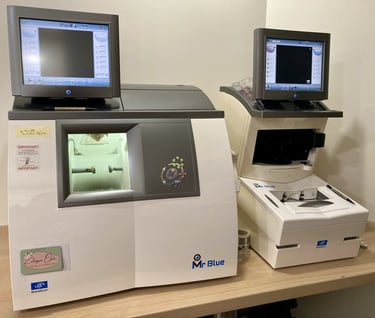 Machines permettant la taille des verres pour vos lunettes faites à Seignosse